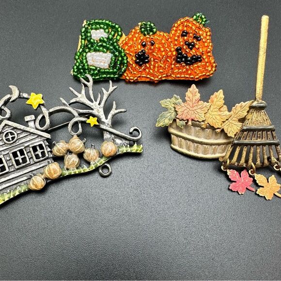 Fall Halloween Harvest theme Brooch Pin lot - Picture 3 of 5